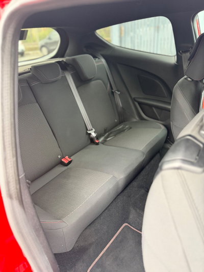 Ford Fiesta 1.5 TDCi 3 porte ST-Line (11)