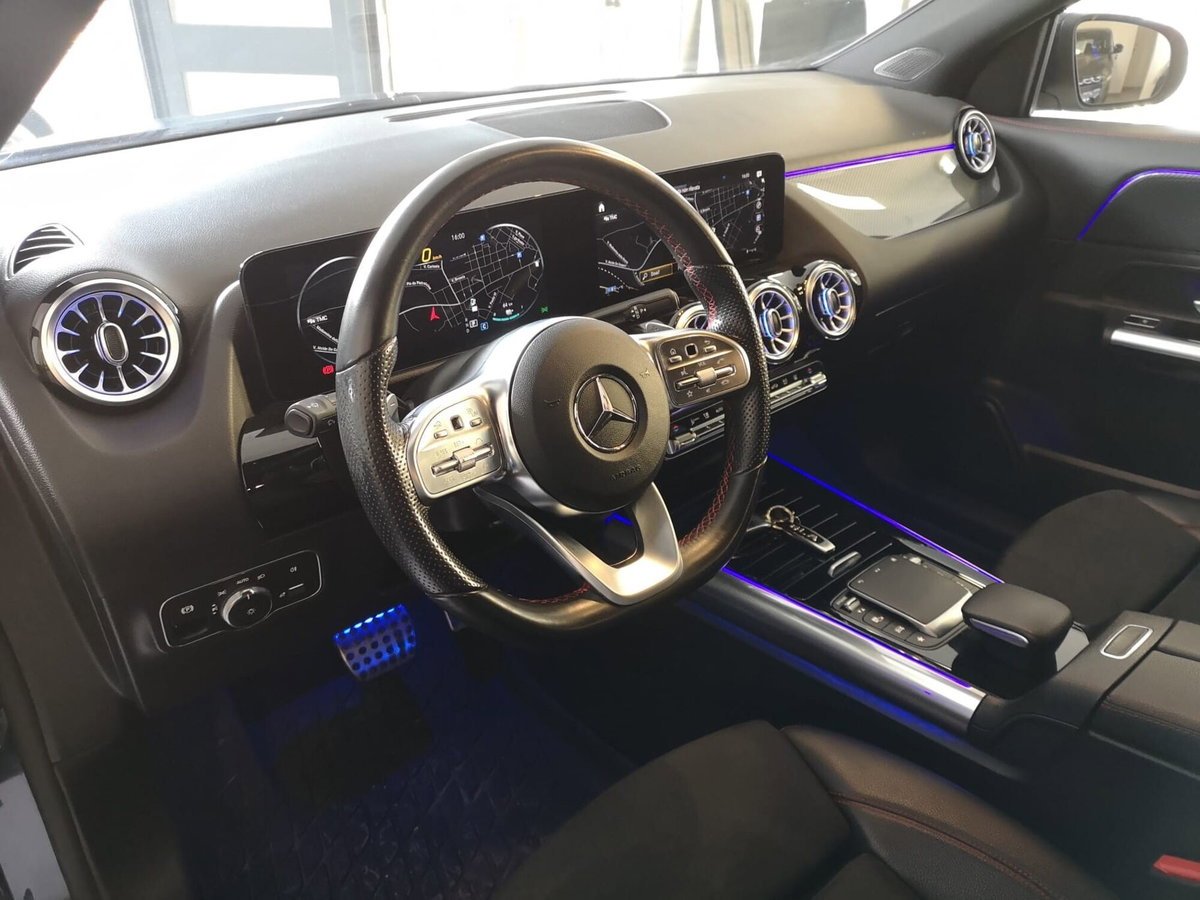 Mercedes-Benz GLA SUV 250 e EQ-Power Automatic Premium (17)