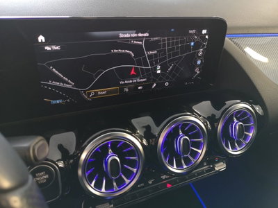 Mercedes-Benz GLA SUV 250 e EQ-Power Automatic Premium (18)