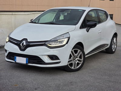 Renault Clio dCi 8V 90 CV 5 porte Moschino Intens usata
