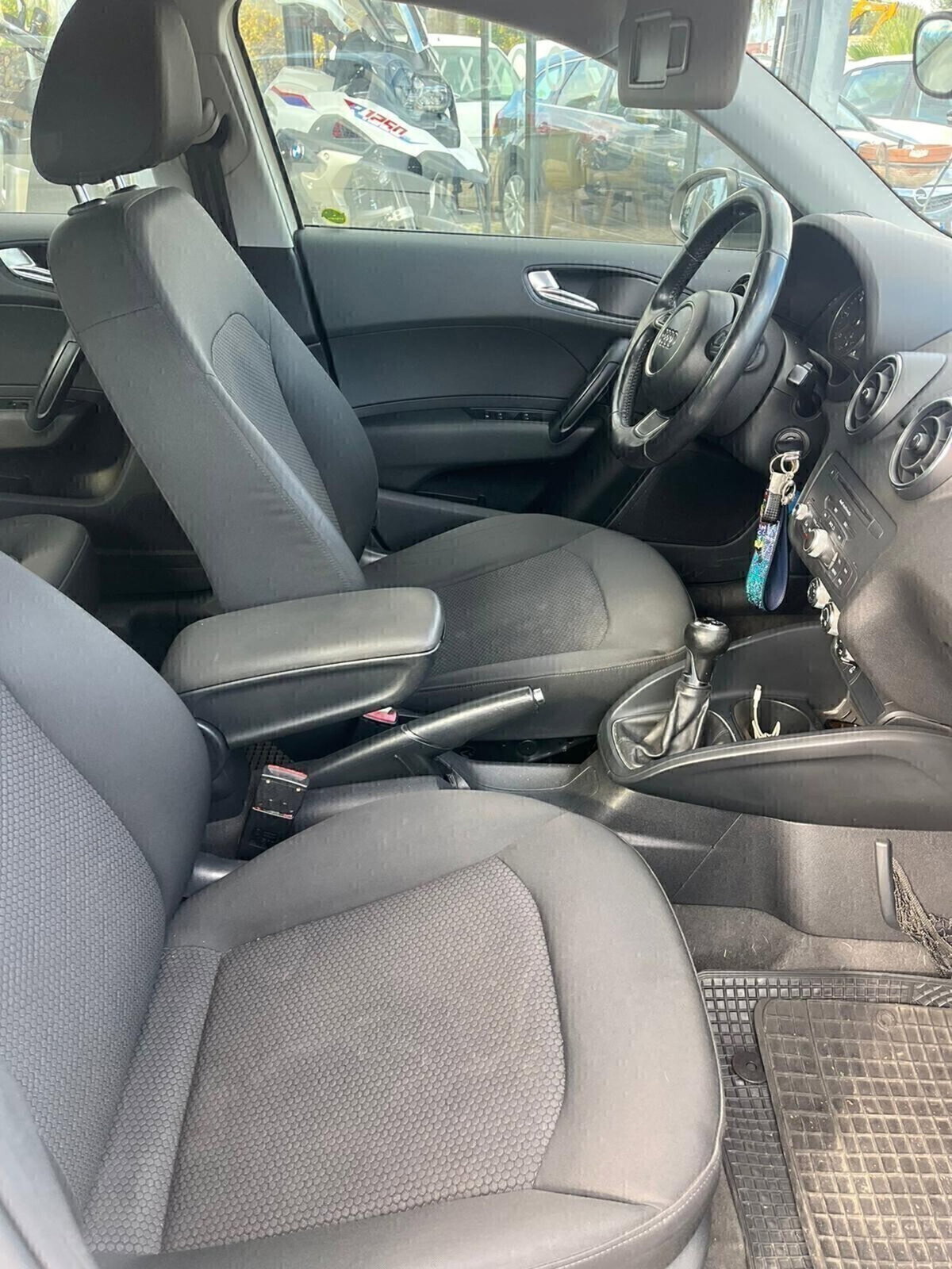 Audi A1 Sportback 1.6 TDI Ambition (11)