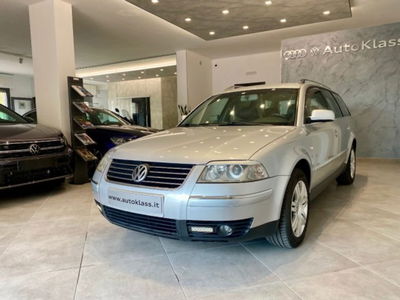Volkswagen Passat Variant 1.9 TDI/130CV cat 4m. T.line usata