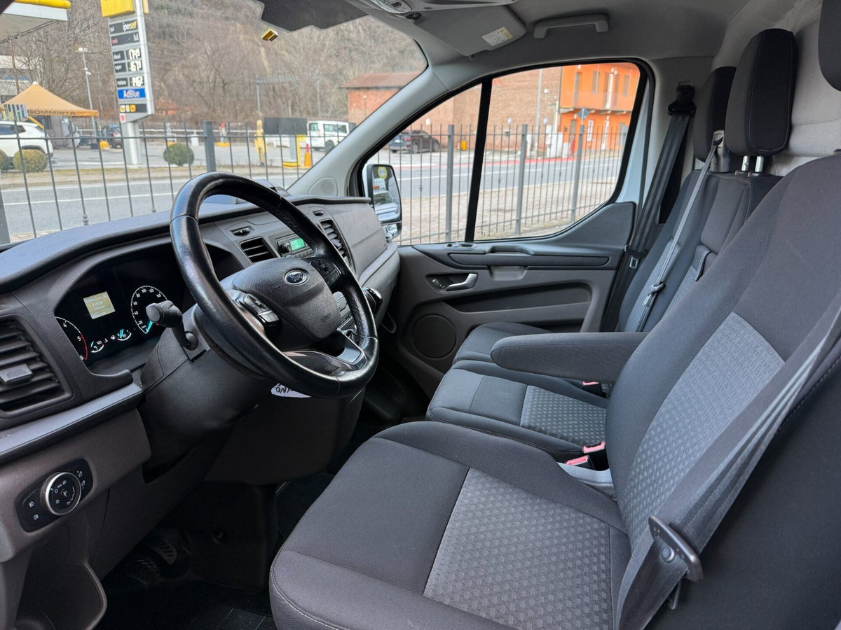 Ford Transit Custom Furgone 280 2.0 EcoBlue 130 PC Furgone Trend (4)