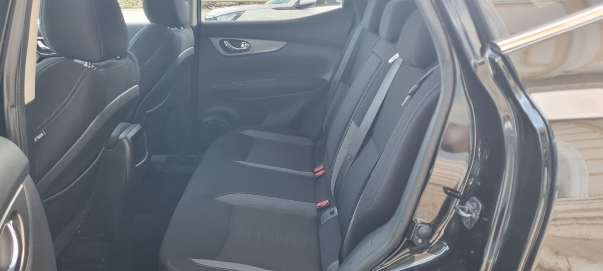 Nissan Qashqai 1.6 dCi 2WD Tekna (3)
