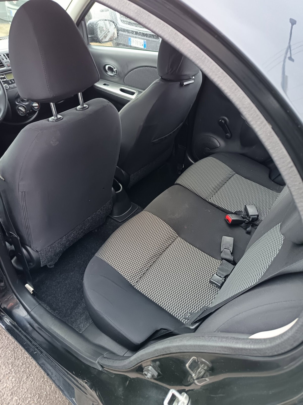 Nissan Micra 1.2 12V 5 porte Tekna (10)