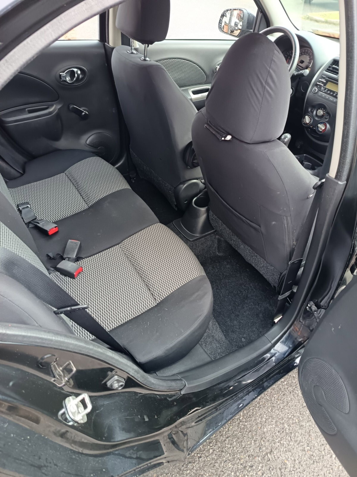 Nissan Micra 1.2 12V 5 porte Tekna (14)