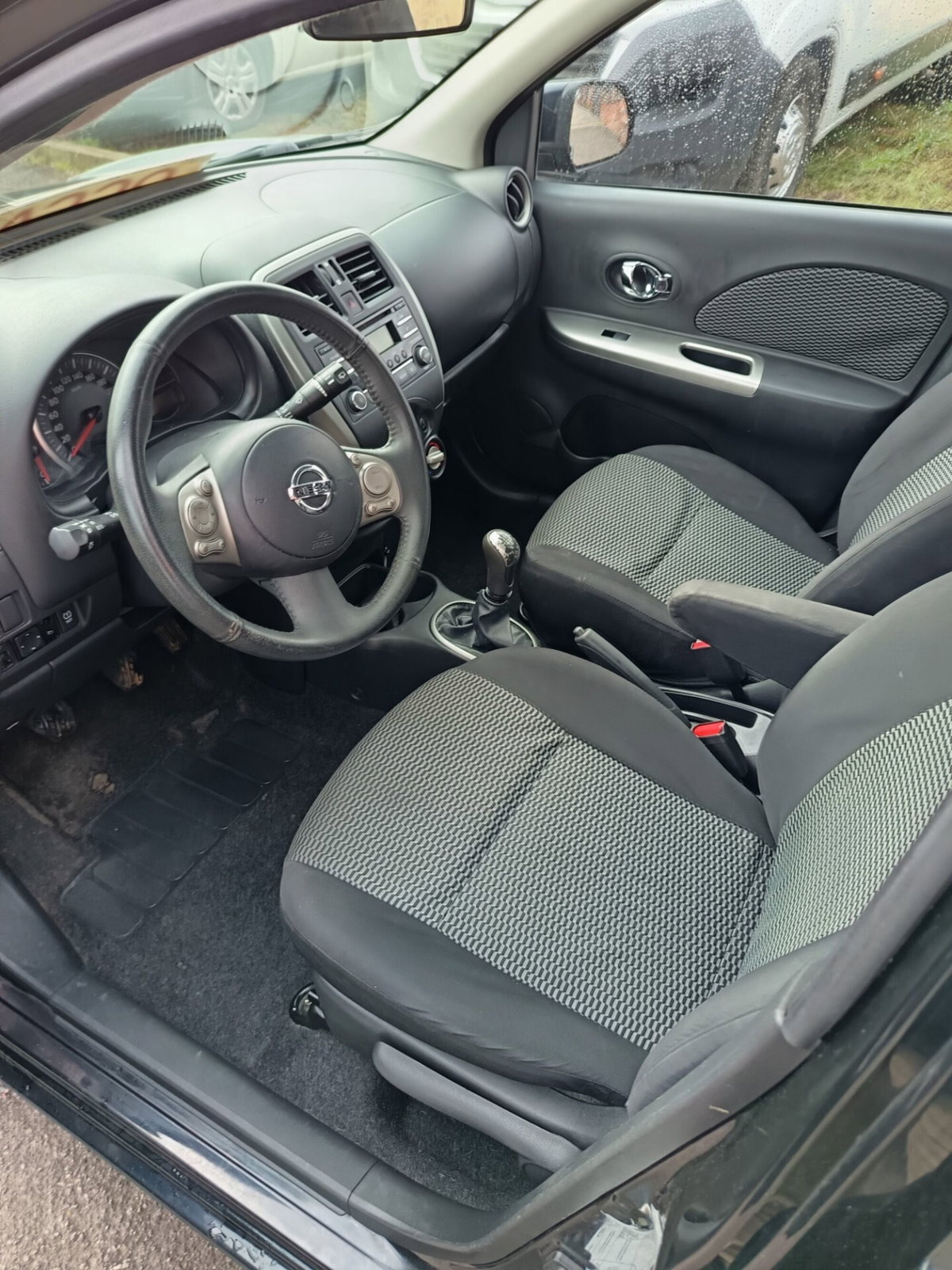 Nissan Micra 1.2 12V 5 porte Tekna (8)