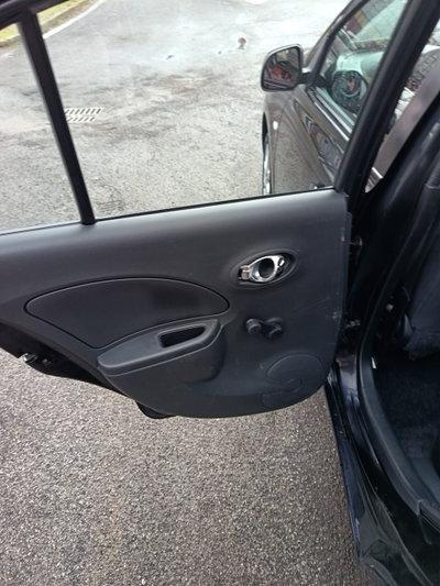 Nissan Micra 1.2 12V 5 porte Tekna (9)