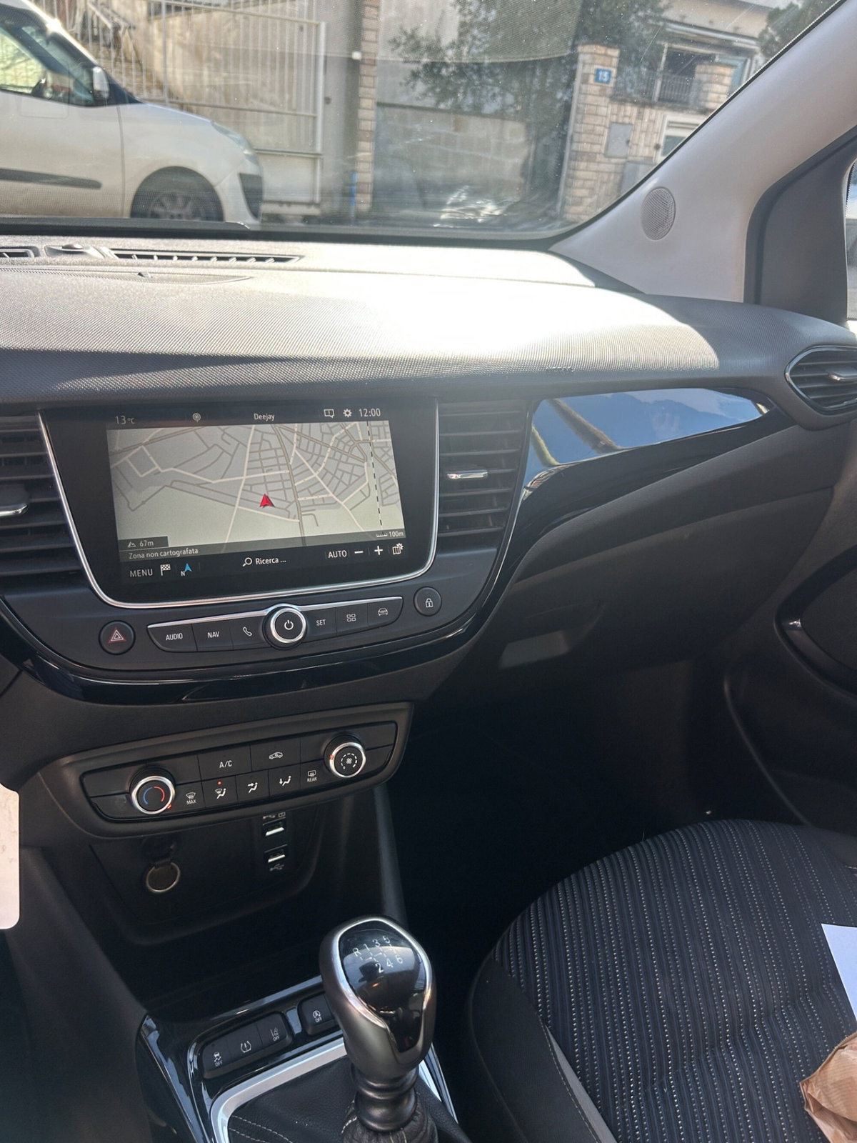 Opel Crossland X 1.5 ECOTEC D 102 CV Start&Stop Design Line (13)