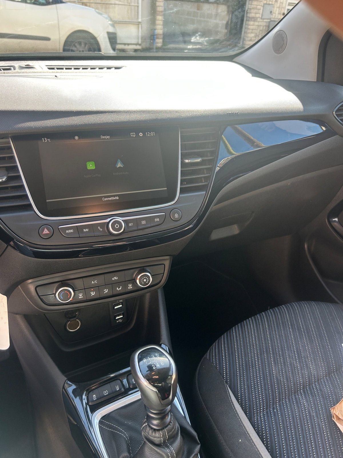 Opel Crossland X 1.5 ECOTEC D 102 CV Start&Stop Design Line (14)