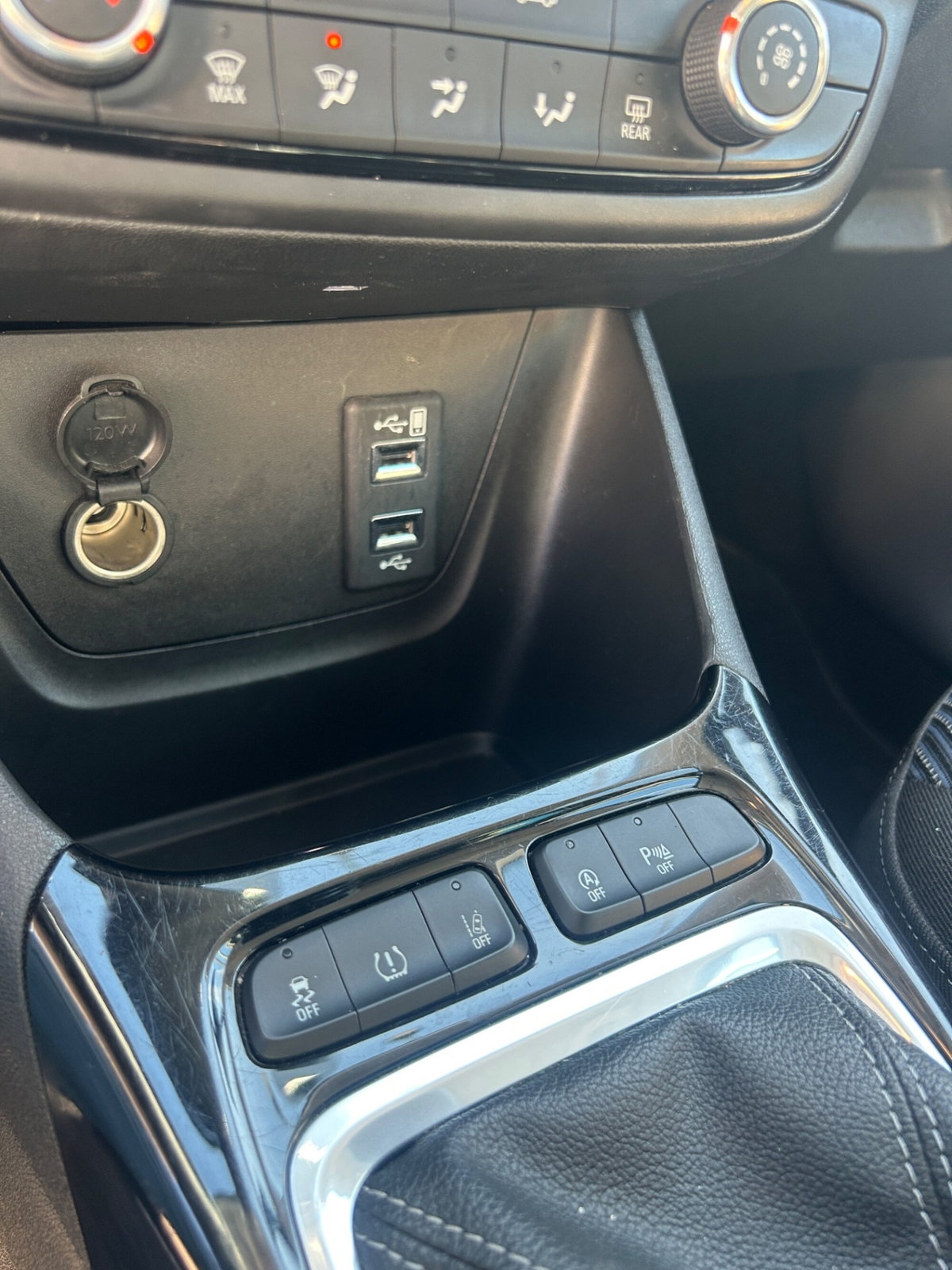Opel Crossland X 1.5 ECOTEC D 102 CV Start&Stop Design Line (15)