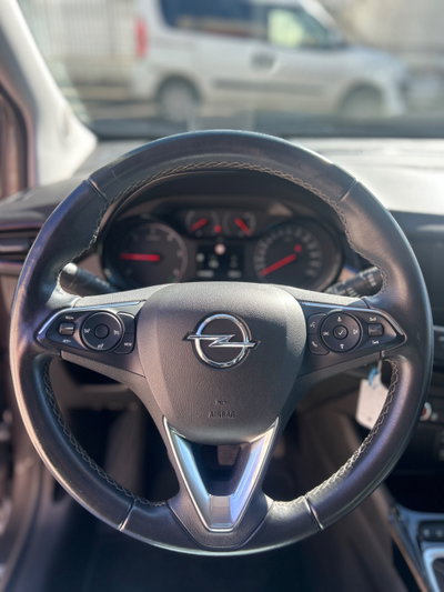 Opel Crossland X 1.5 ECOTEC D 102 CV Start&Stop Design Line (17)