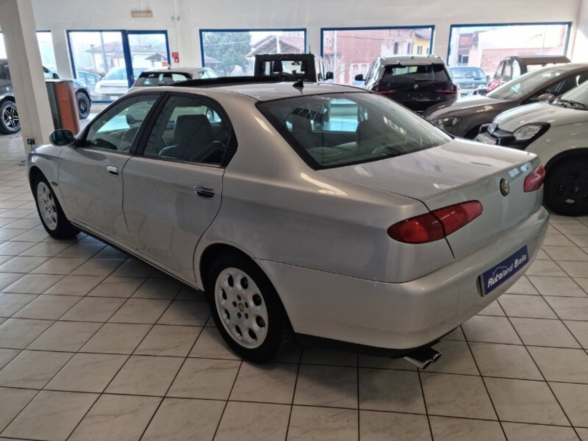 Alfa Romeo 166 2.5i V6 24V cat Distinctive (18)