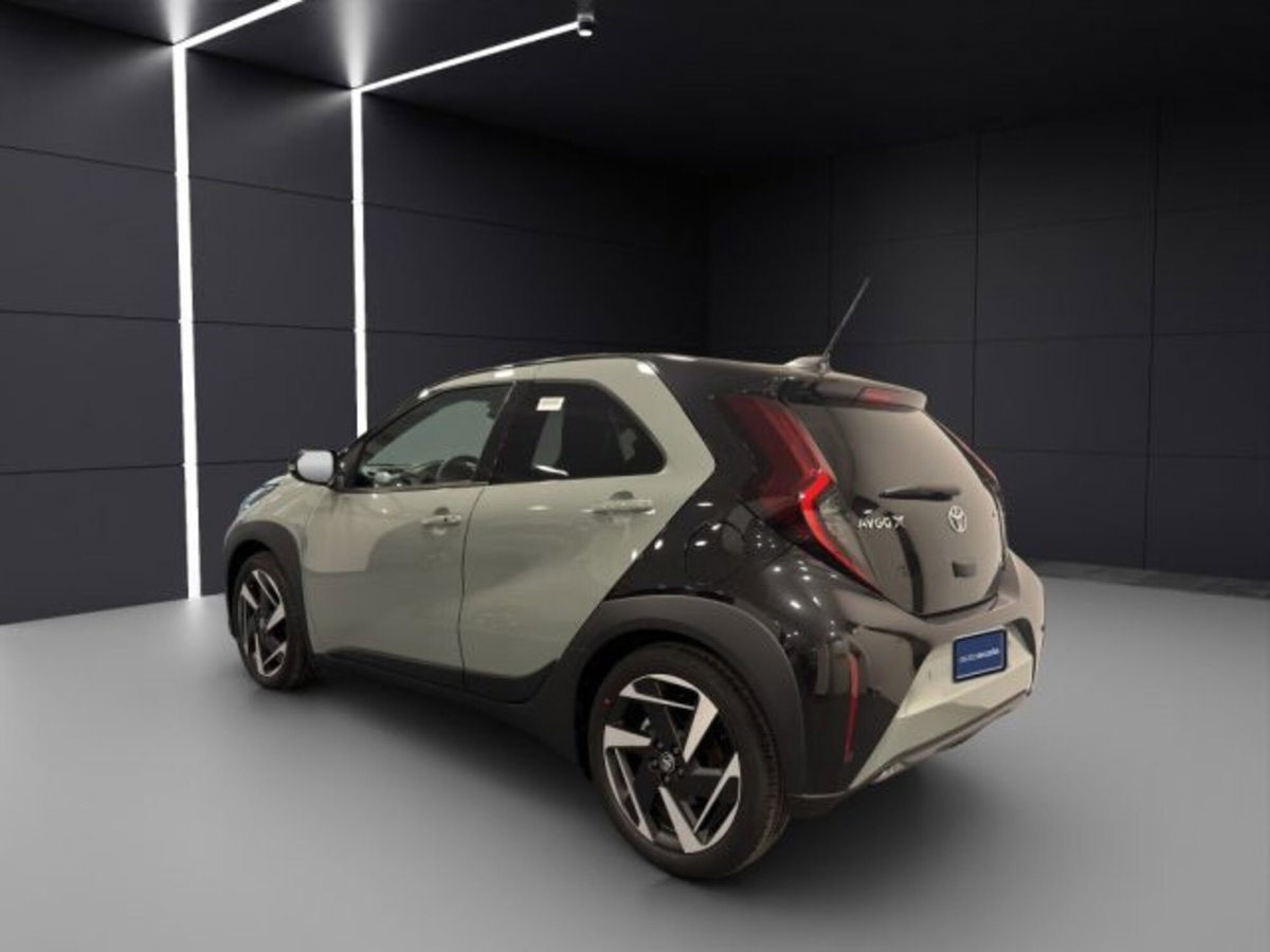 Toyota Aygo X 1.5 hybrid e-cvt (3)