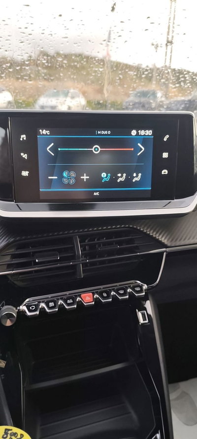 Peugeot 208 PureTech 75 Stop&Start 5 porte Active Pack (10)