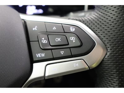 Volkswagen Golf Variant 2.0 TDI 150 CV DSG SCR R-Line (18)