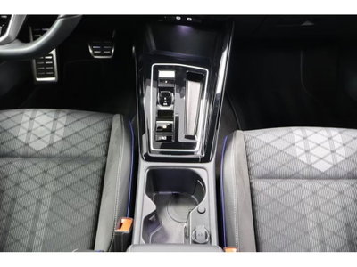 Volkswagen Golf Variant 2.0 TDI 150 CV DSG SCR R-Line (20)