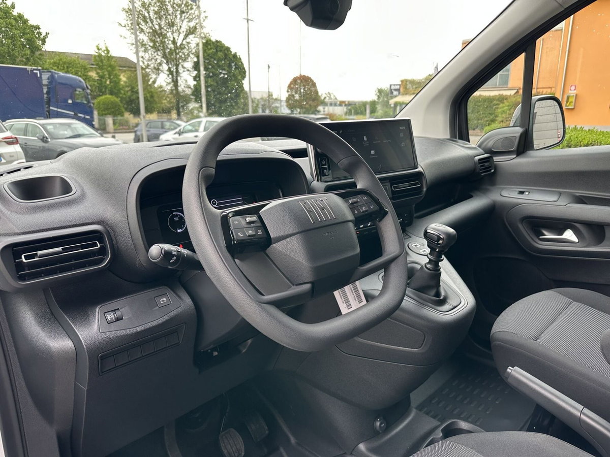 Fiat Doblò Furgone crew cab 1.5 bluehdi 100cv (9)