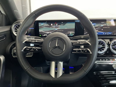 Mercedes-Benz Classe A 250 Automatic 4Matic Premium (12)