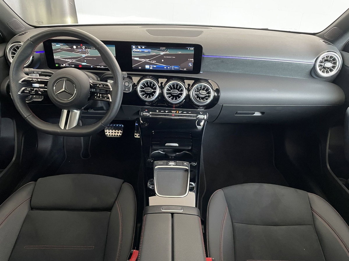Mercedes-Benz Classe A 250 Automatic 4Matic Premium (14)