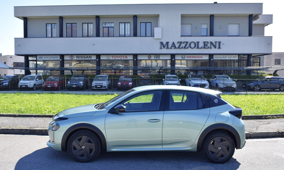 Lancia Ypsilon 1.2 mhev Edizione Limitata Cassina e-dct (2)