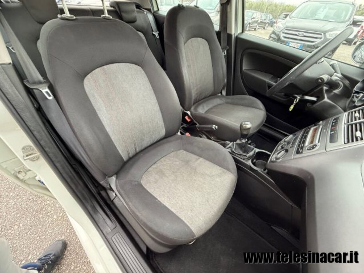 Fiat Punto 1.3 MJT 85CV S&S 5 porte Van Pop 4 posti E5+ (19)