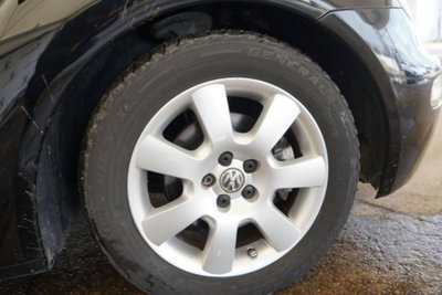 Volkswagen New Beetle TDI 101CV (11)