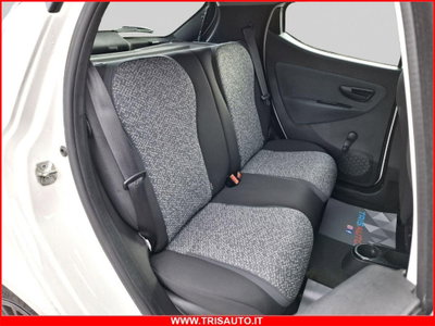 Lancia Ypsilon 1.0 FireFly 5 porte S&S Hybrid Silver Plus (10)
