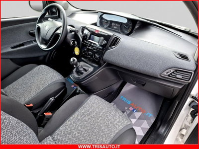 Lancia Ypsilon 1.0 FireFly 5 porte S&S Hybrid Silver Plus (7)