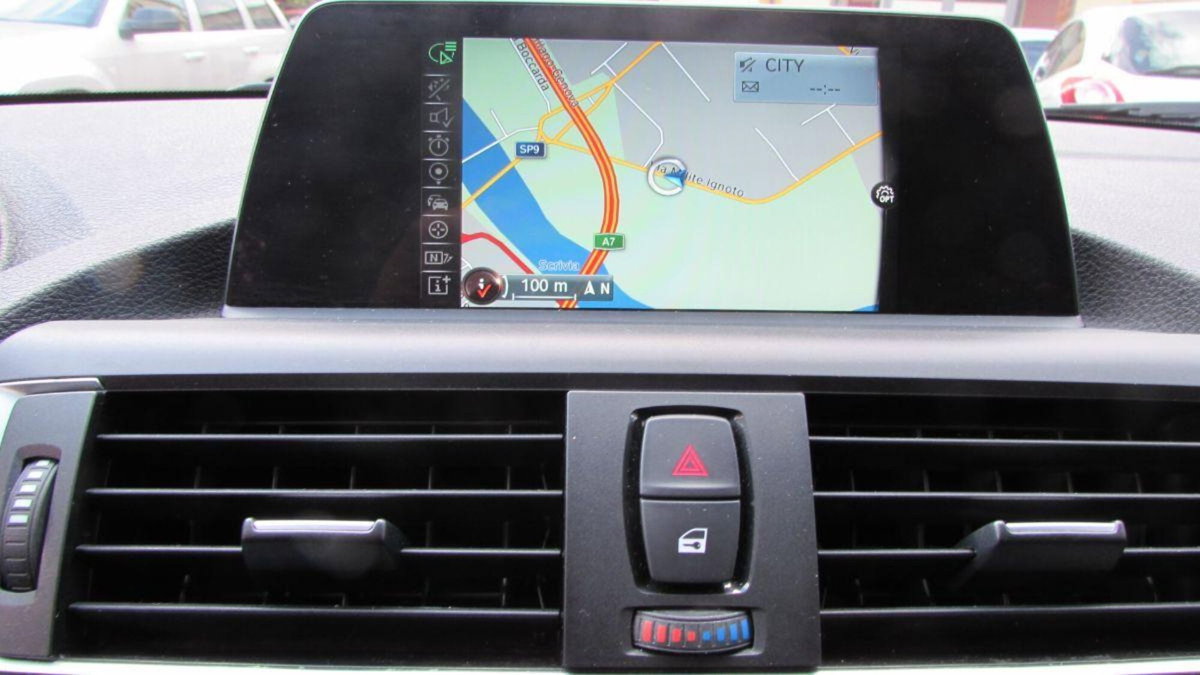 BMW Serie 1 5p. 118d xDrive 5p. Sport (13)