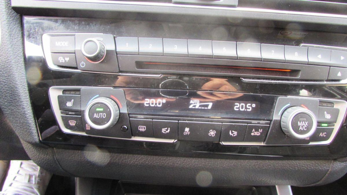 BMW Serie 1 5p. 118d xDrive 5p. Sport (14)