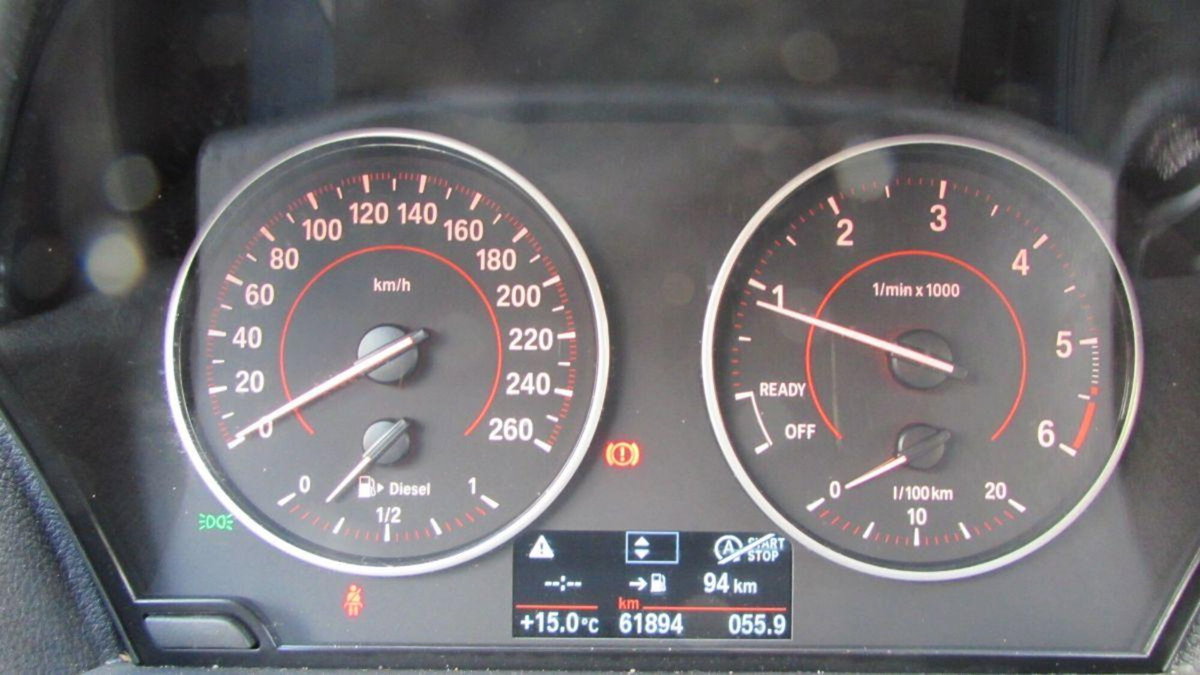 BMW Serie 1 5p. 118d xDrive 5p. Sport (15)