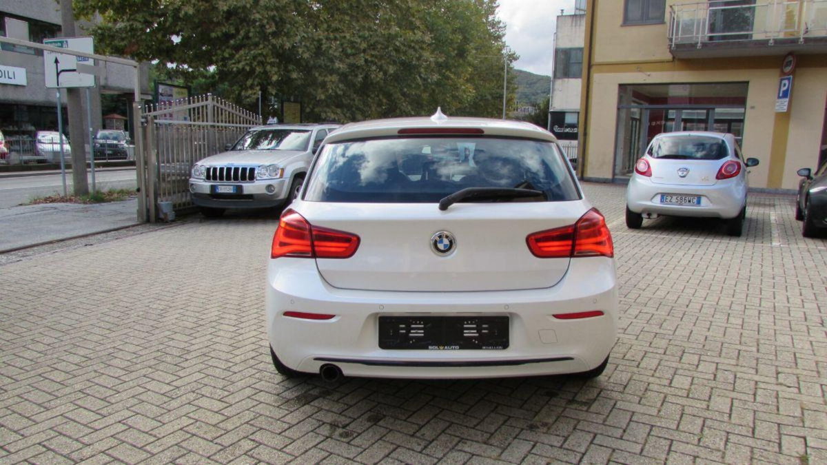 BMW Serie 1 5p. 118d xDrive 5p. Sport (4)
