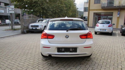 BMW Serie 1 5p. 118d xDrive 5p. Sport (4)