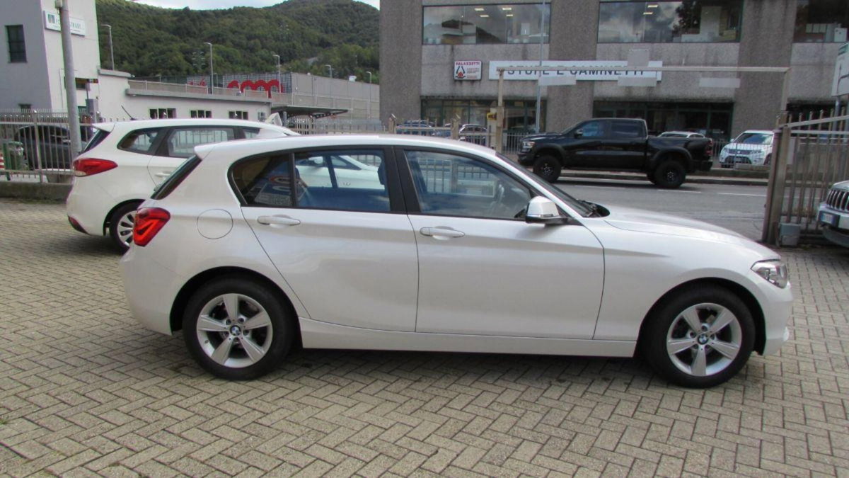 BMW Serie 1 5p. 118d xDrive 5p. Sport (6)