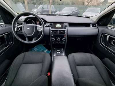 Land Rover Discovery Sport 2.0 TD4 150 CV Pure (11)