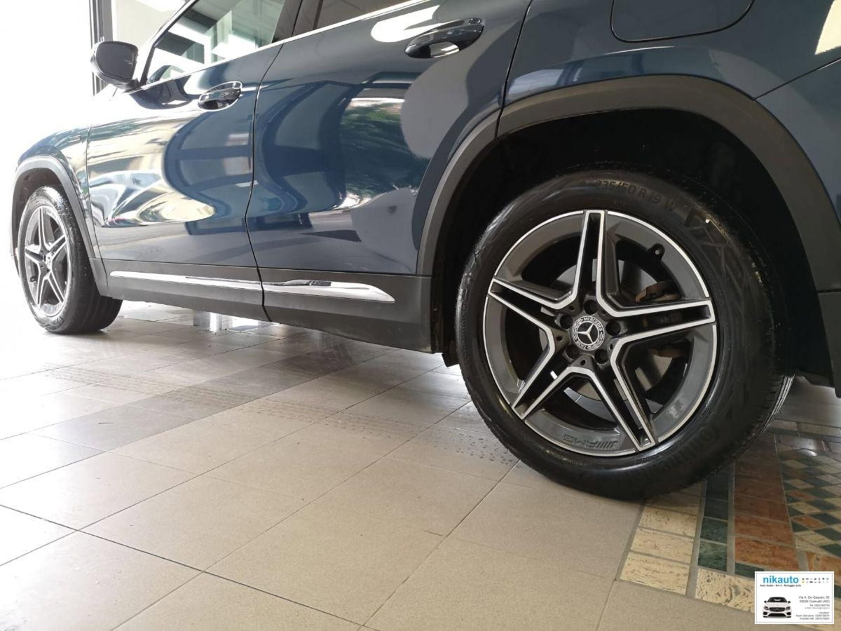 Mercedes-Benz GLA SUV 250 e EQ-Power Automatic Premium (12)
