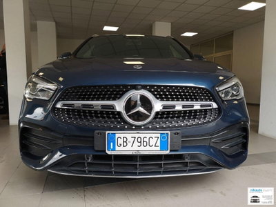 Mercedes-Benz GLA SUV 250 e EQ-Power Automatic Premium (2)