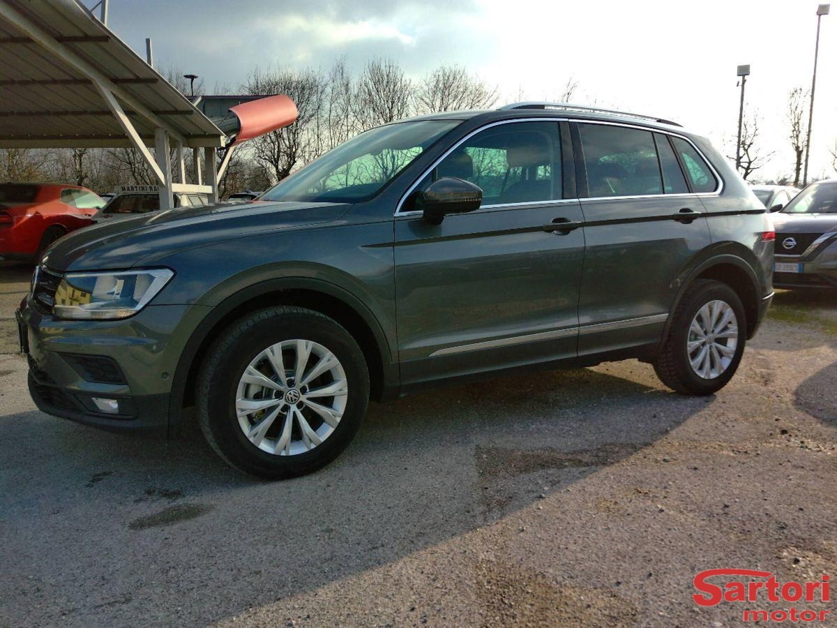 Volkswagen Tiguan Allspace 2.0 TDI SCR DSG 4MOTION Business BMT