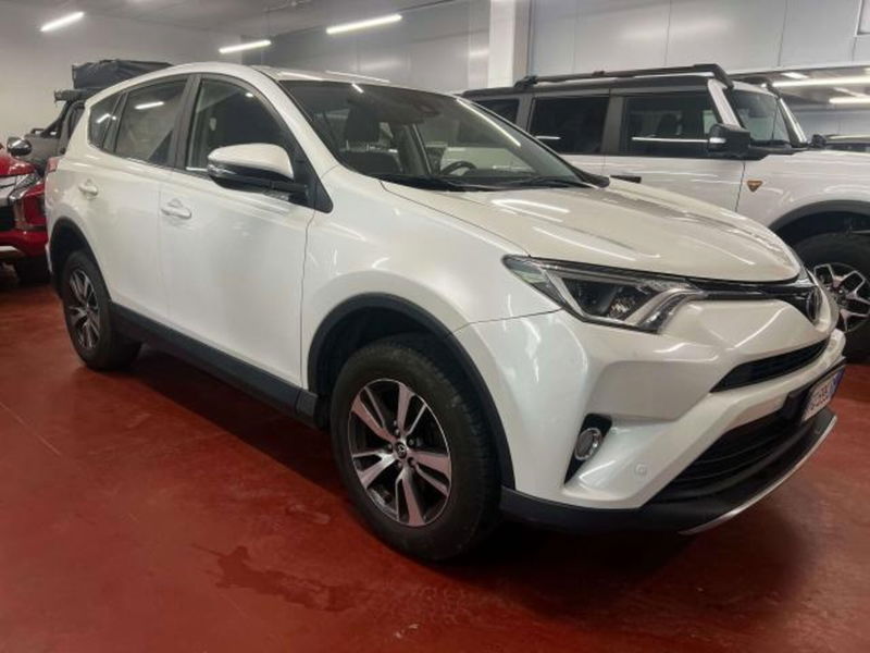 Toyota Rav4 D-4D 2WD Lounge