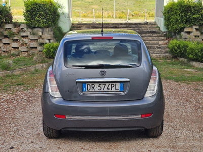 Lancia Ypsilon 1.2 Argento (4)