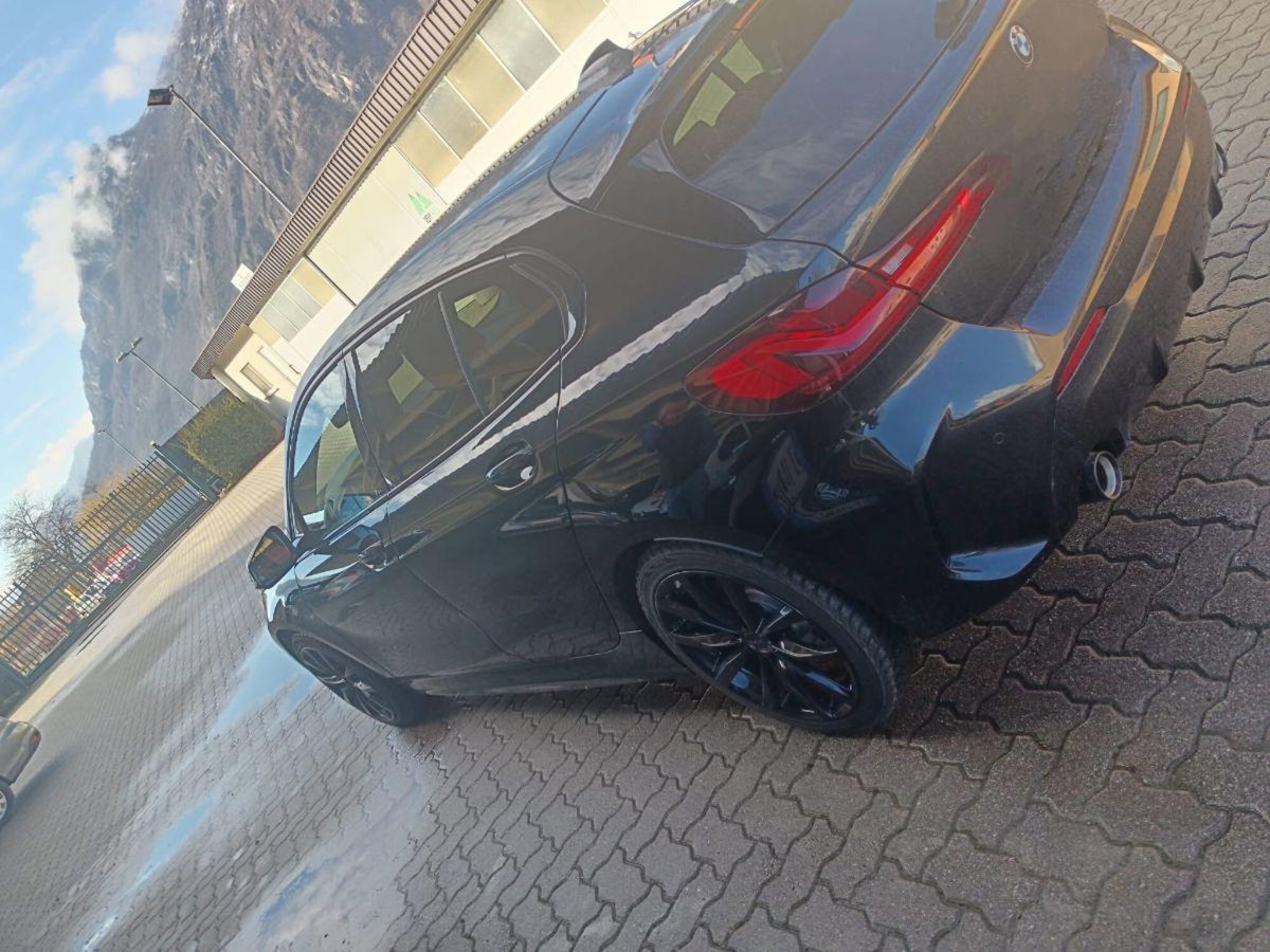 BMW Serie 1 118d 5p. Sport (6)