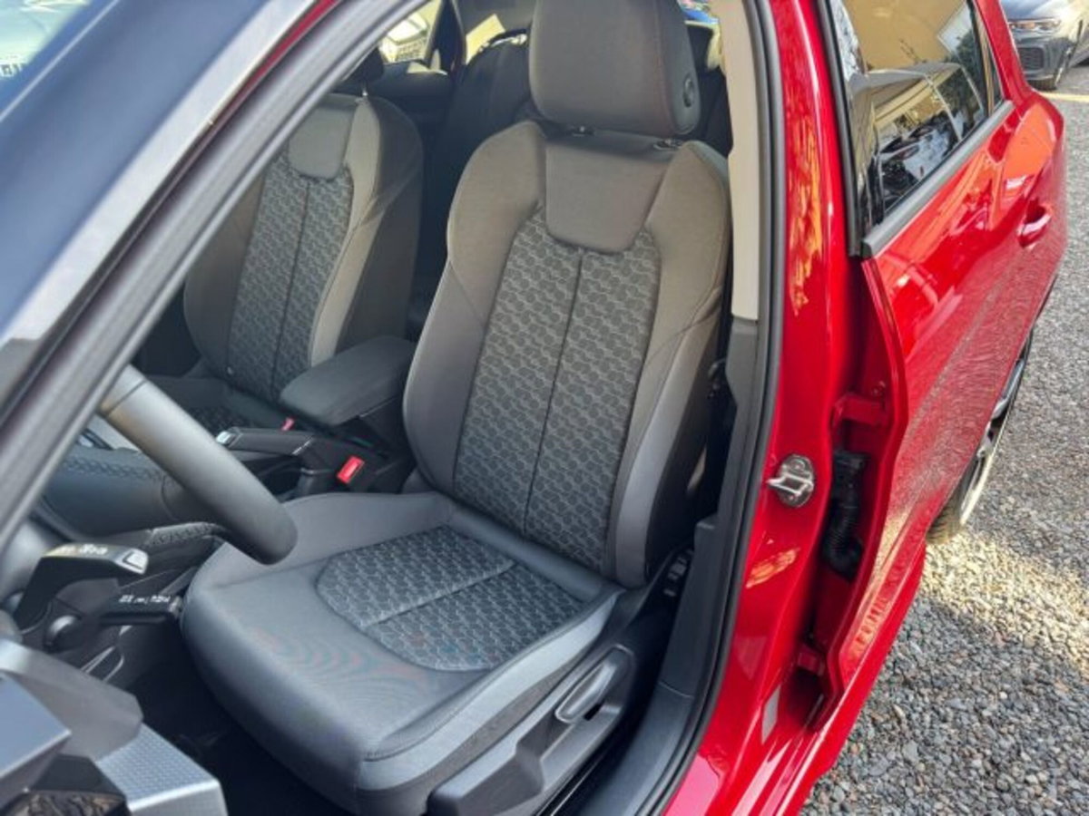 Audi A1 Sportback Sportback 25 1.0 tfsi Business (11)