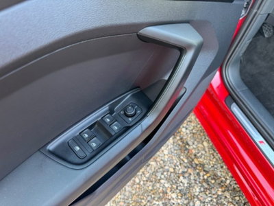 Audi A1 Sportback Sportback 25 1.0 tfsi Business (12)