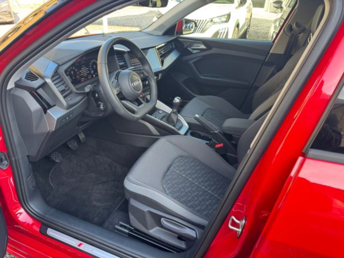 Audi A1 Sportback Sportback 25 1.0 tfsi Business (13)