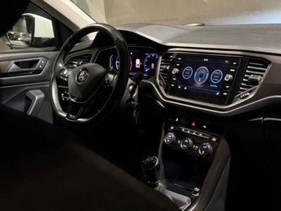 Volkswagen T-Roc 1.6 TDI SCR Style BlueMotion Technology (14)