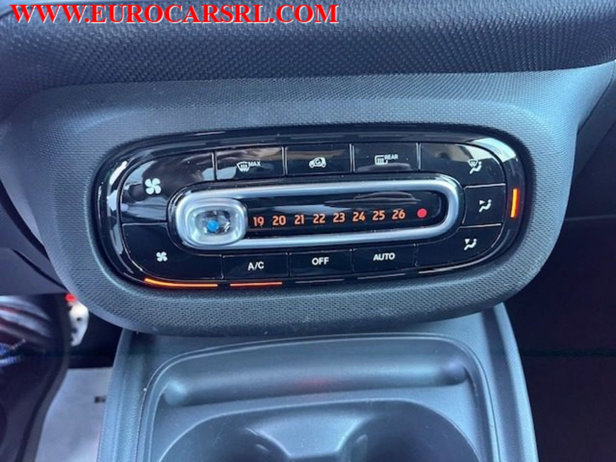 smart Fortwo 90 0.9 Turbo twinamic Urbanrunner Passion (18)
