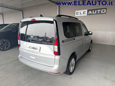 Volkswagen Caddy 1.5 TSI 114 CV DSG Space (6)