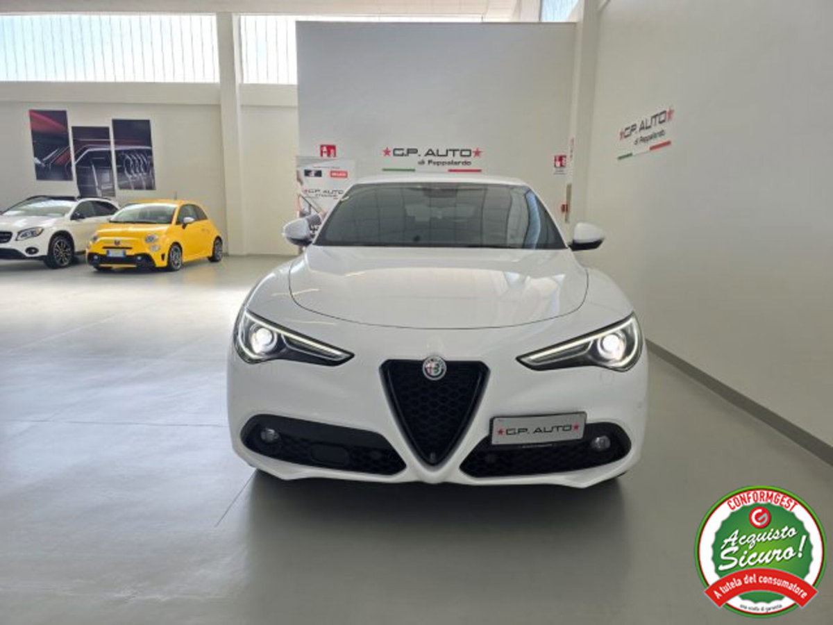 Alfa Romeo Stelvio Stelvio 2.2 Turbodiesel 210 CV AT8 Q4 Veloce (2)
