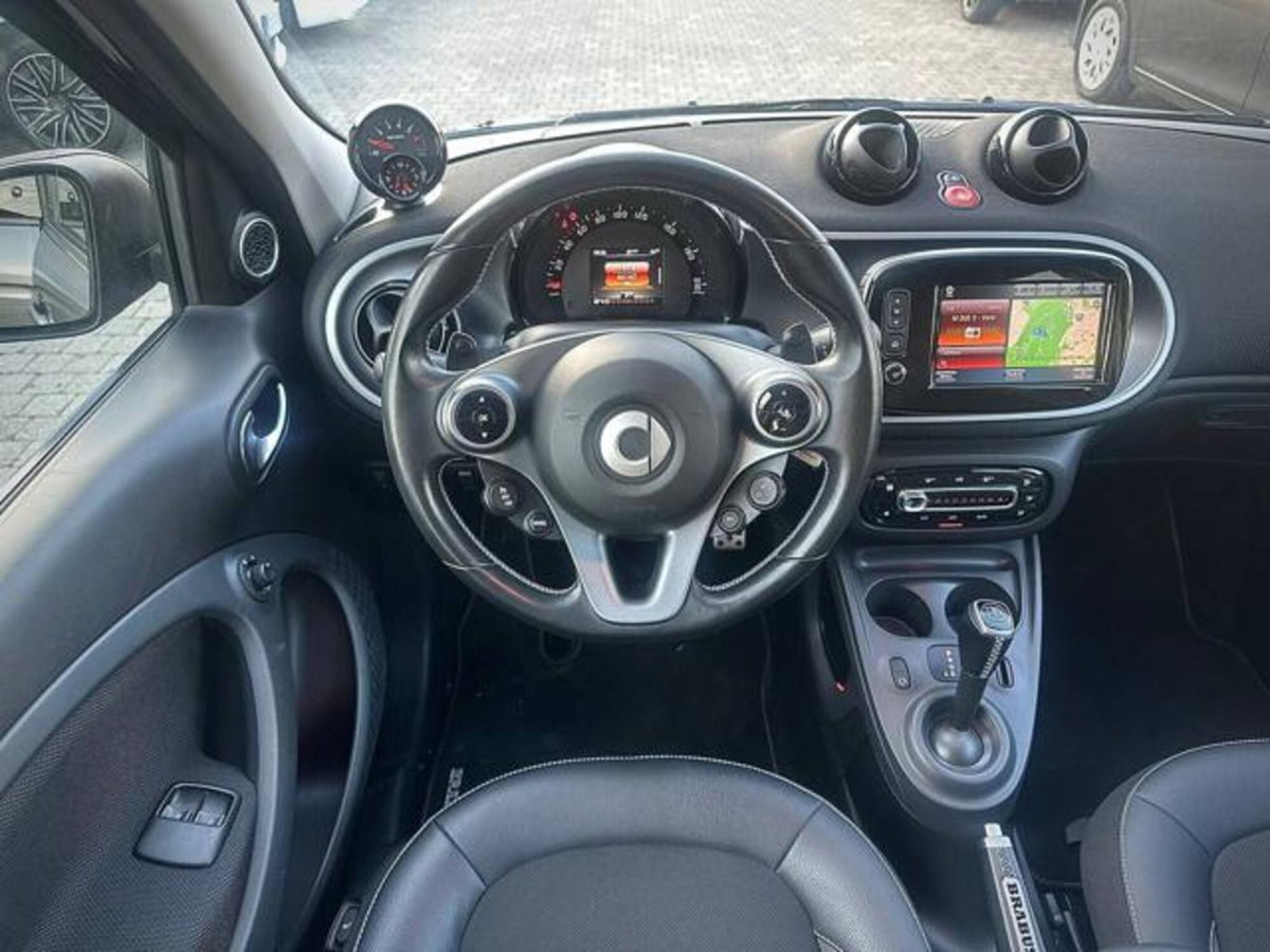 smart forfour forfour BRABUS 0.9 Turbo twinamic Xclusive (17)